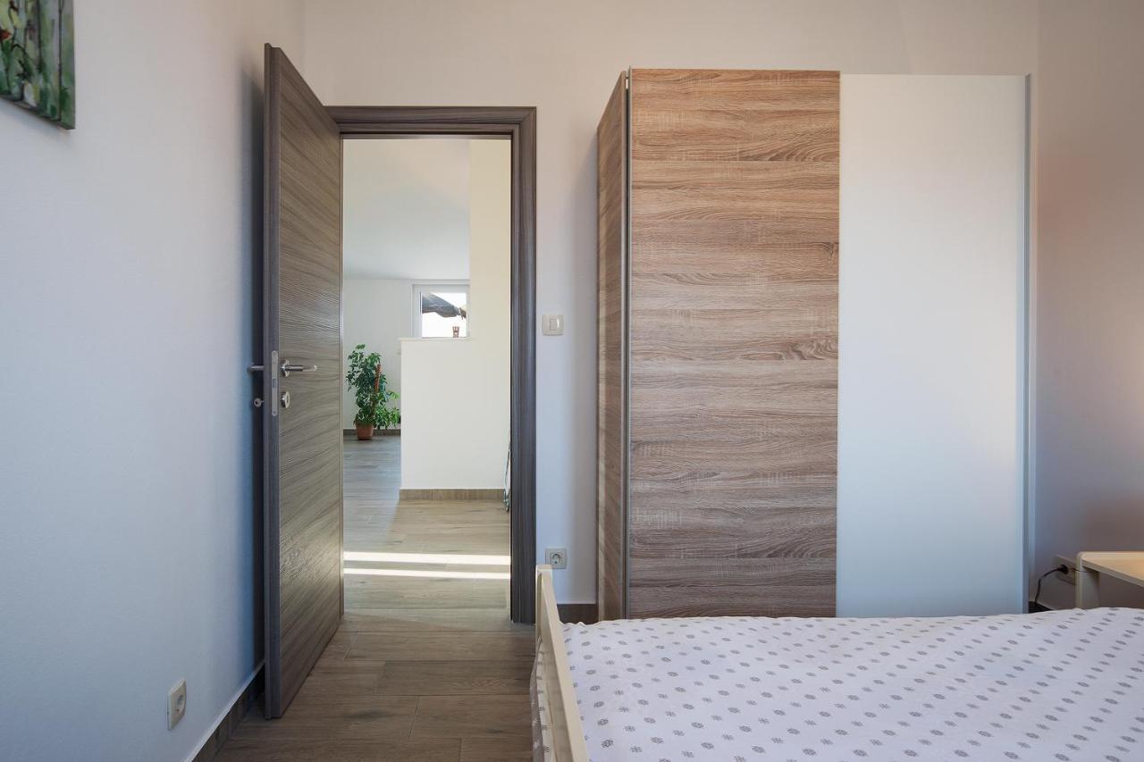 Zara Apartment Medulin Exterior photo